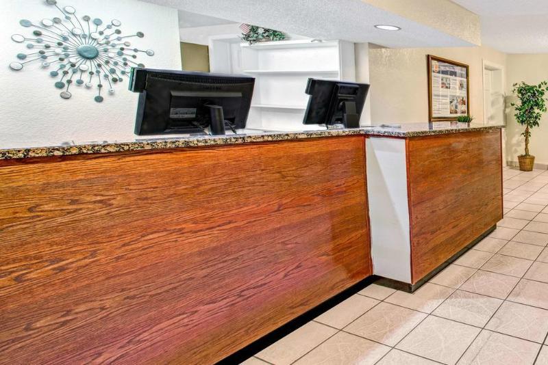 Hotel Super 8 By Wyndham Kissimmee/Maingate/Orlando Area Celebration Exterior foto