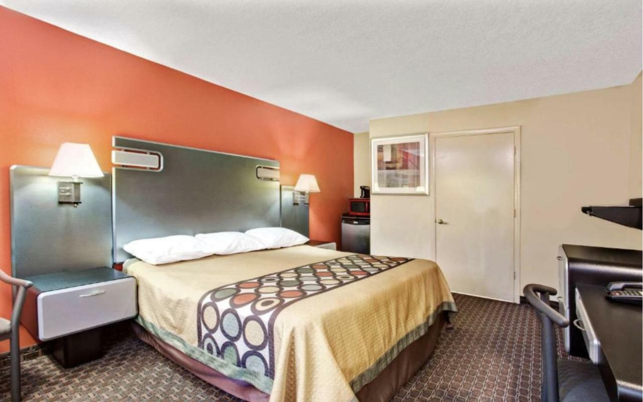 Hotel Super 8 By Wyndham Kissimmee/Maingate/Orlando Area Celebration Exterior foto