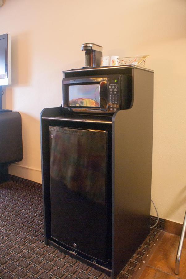 Hotel Super 8 By Wyndham Kissimmee/Maingate/Orlando Area Celebration Habitación foto