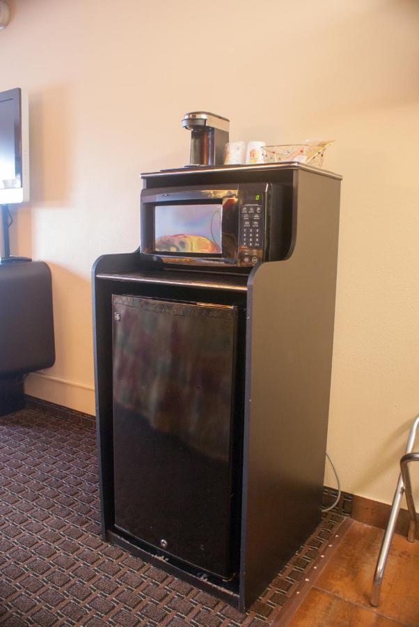 Hotel Super 8 By Wyndham Kissimmee/Maingate/Orlando Area Celebration Habitación foto